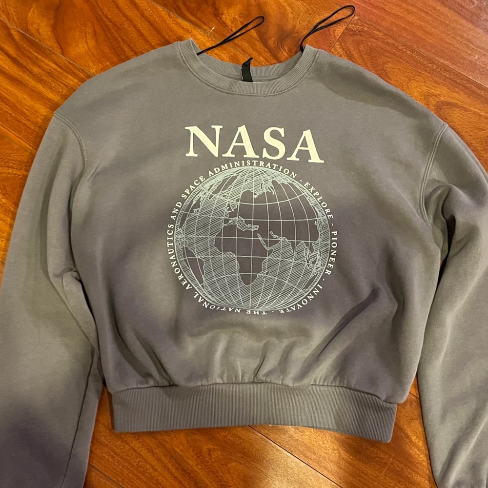 Nasa crew neck